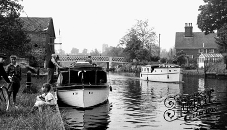 Beccles, the River c1960.  (Neg. B45066)  © Copyright The Francis Frith Collection 2008. http://www.francisfrith.com
