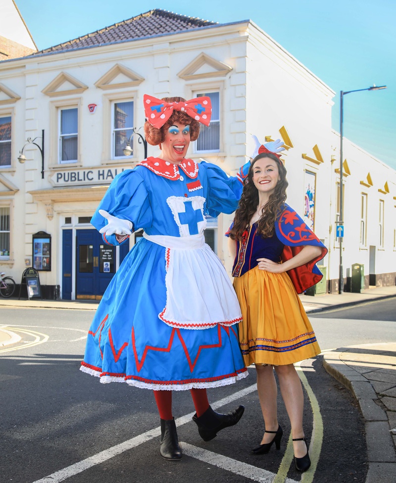 Snow White panto at Beccles Public Hall